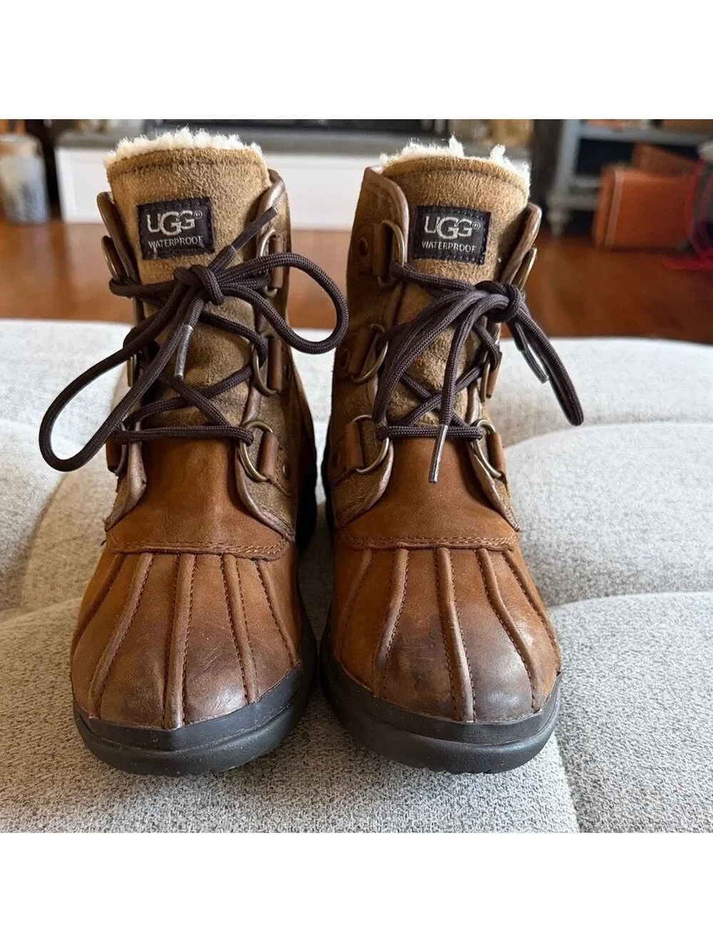 UGG Cecile Waterproof Duck Boots Sz 7.5 Fur Lined Leather Sued